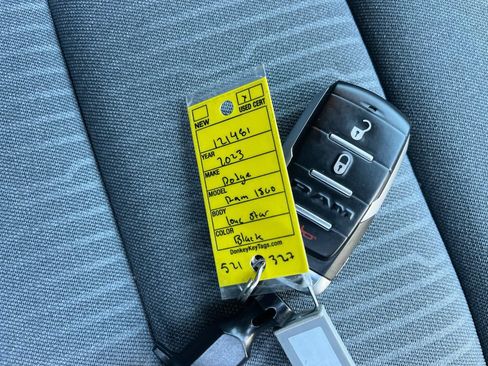Used 2023 RAM 1500 Big Horn AWD/4WD image 32