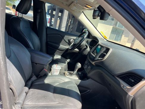 Used 2015 Jeep Cherokee Limited AWD/4WD image 17
