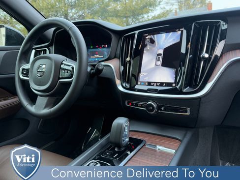 Certified 2025 Volvo V60 B5 Cross Country Plus image 31