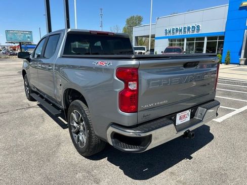 Used 2025 Chevrolet Silverado 1500 LT AWD/4WD image 17