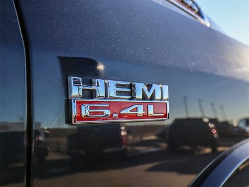 Used 2019 RAM 2500 Limited image 13