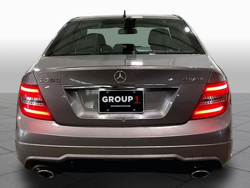 Used 2013 Mercedes-Benz C 300 4MATIC Sedan image 5