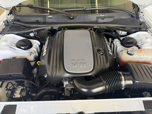 Used 2022 Dodge Challenger R/T w/ Plus Package image 17