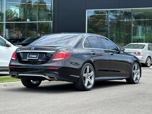 Used 2019 Mercedes-Benz E 300 image 3