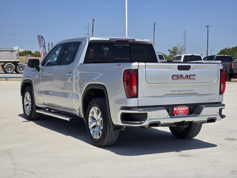 Used 2021 GMC Sierra 1500 SLT AWD/4WD image 5