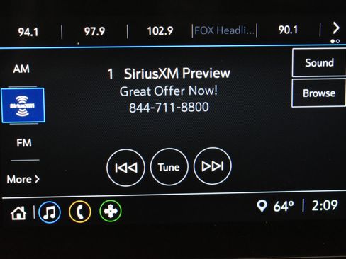 Used 2025 Chevrolet Trax LS image 27