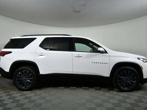 Used 2023 Chevrolet Traverse RS image 15