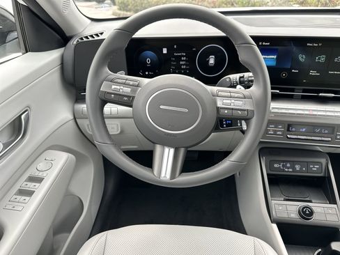 New 2026 Hyundai Kona SEL Premium image 11