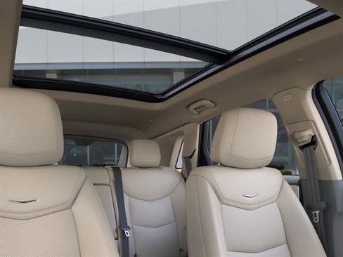 New 2025 Cadillac XT5 Premium Luxury image 24