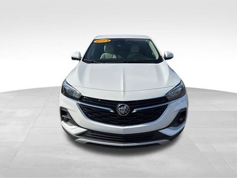 Used 2023 Buick Encore GX Preferred w/ Cold Weather Comfort Package FWD image 2