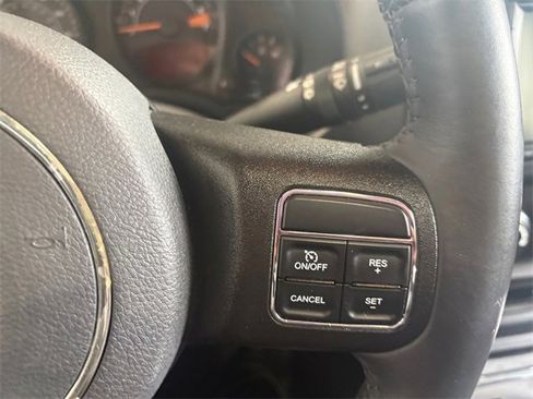 Used 2016 Jeep Patriot High Altitude image 21