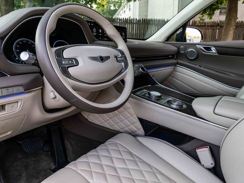 Used 2024 Genesis GV80 3.5T w/ Prestige Package image 7