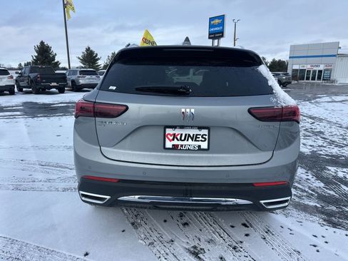 Used 2024 Buick Envision Preferred image 10