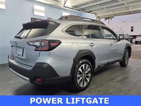 Used 2025 Subaru Outback Limited image 7