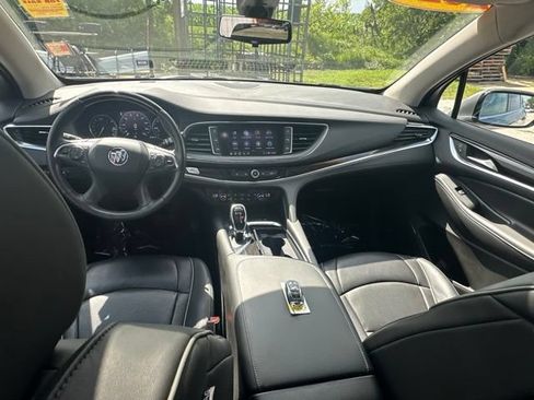 Used 2021 Buick Enclave Avenir w/ Avenir Technology Package AWD/4WD image 16