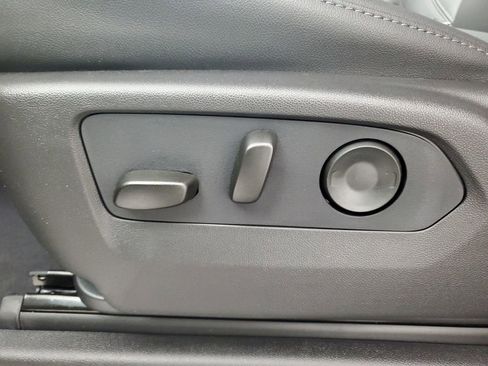 New 2026 Chevrolet Suburban Z71 w/ Comfort Package image 31