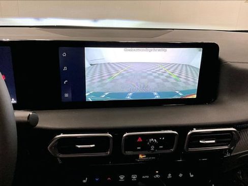 New 2026 Nissan Sentra SV w/ SV Convenience Package FWD image 25