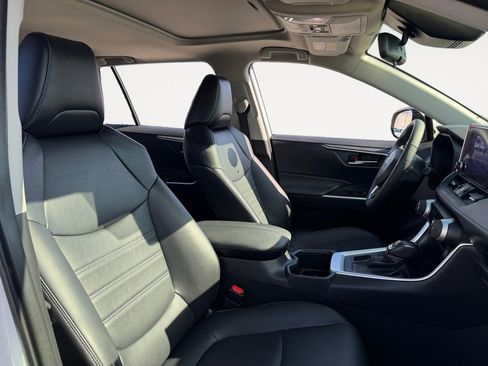 Certified 2023 Toyota RAV4 XLE Premium image 15