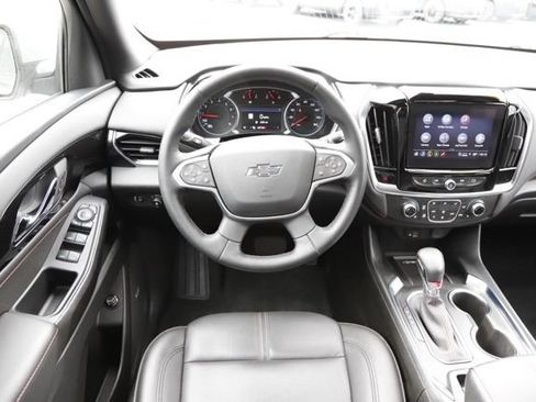 Used 2023 Chevrolet Traverse RS AWD/4WD image 20