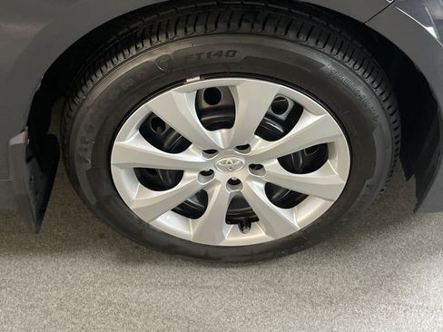 Used 2025 Toyota Corolla LE FWD image 13