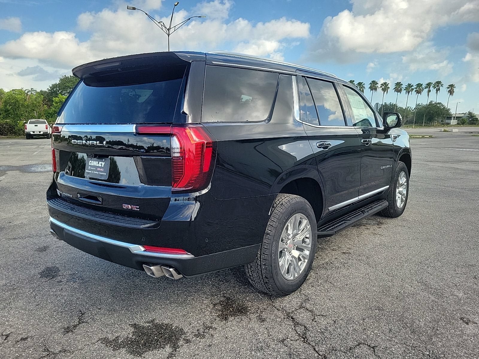 New 2026 GMC Yukon Denali w/ Advanced Technology Package RWD image 5