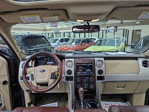 Used 2013 Ford F150 King Ranch w/ King Ranch Luxury Pkg image 27