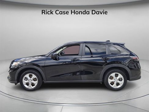 Certified 2024 Honda HR-V LX image 4