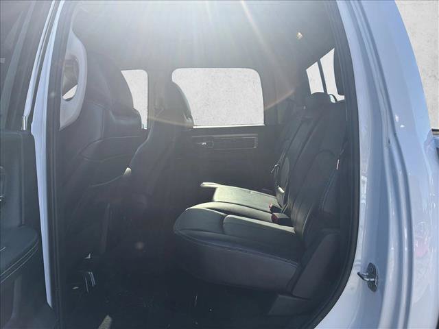 Used 2018 RAM 2500 Laramie w/ Sport Appearance Group AWD/4WD image 10