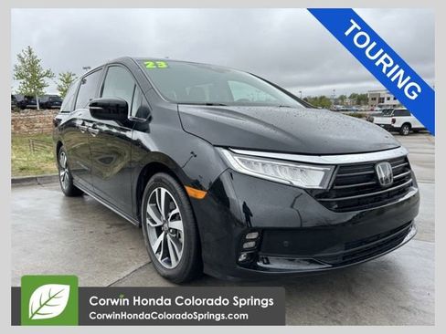Used 2023 Honda Odyssey Touring image 1