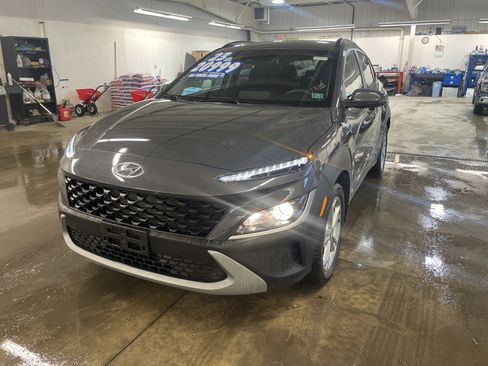 Used 2023 Hyundai Kona SEL image 1
