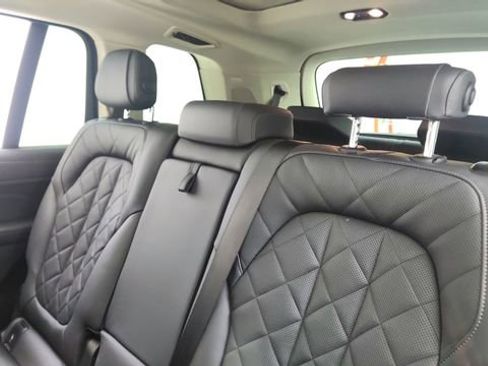 Used 2026 BMW X7 xDrive40i image 33