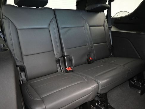 Used 2024 Chevrolet Tahoe LT image 43