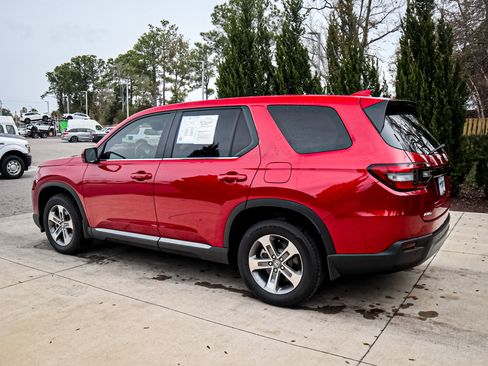 Certified 2025 Honda Pilot EX-L image 7
