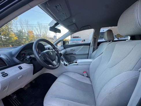 Used 2013 Toyota Venza LE image 11