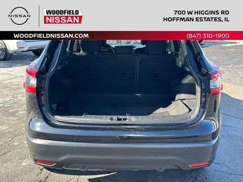 Used 2021 Nissan Rogue Sport S image 16