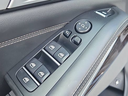 Used 2025 BMW X5 xDrive50e AWD/4WD image 32