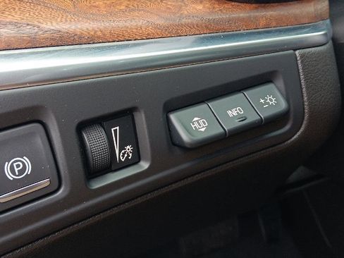 Used 2021 Cadillac XT5 Premium Luxury w/ Platinum Package image 11