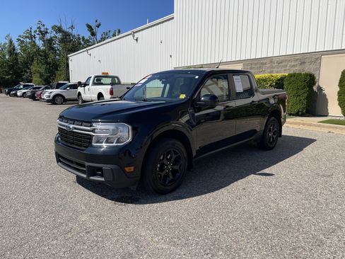 Certified 2023 Ford Maverick Lariat w/ Lariat Luxury Package AWD/4WD image 10