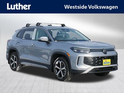 New 2026 Volkswagen Tiguan SE