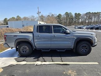 Used 2025 Nissan Frontier PRO-4X video 2