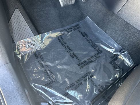 Certified 2024 Toyota Corolla LE image 17