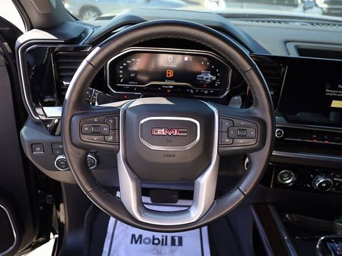 Used 2022 GMC Sierra 1500 Elevation w/ LPO, Elevation Black Package image 13