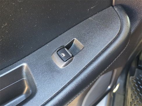 Used 2022 Ford Edge SE image 10