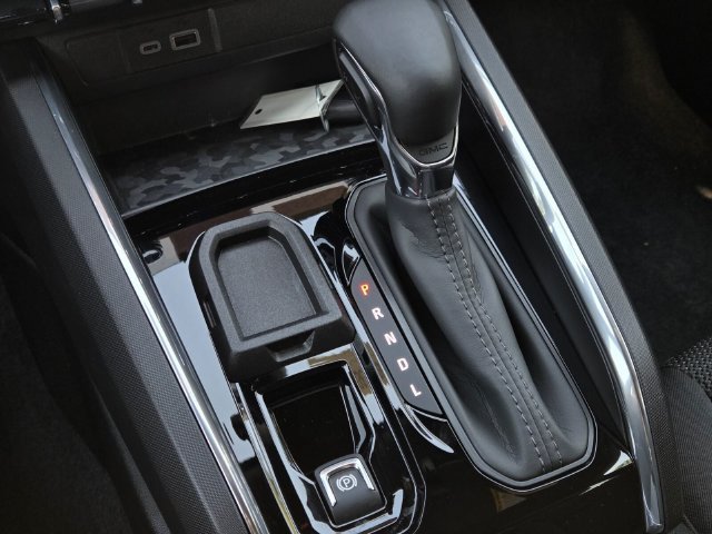 New 2026 GMC Canyon Elevation w/ Convenience Package RWD image 19