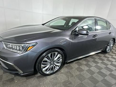 Used 2018 Acura RLX w/ Technology Package FWD image 6