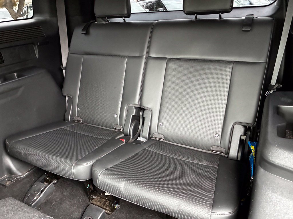 Used 2025 Hyundai Santa Fe SEL FWD image 12