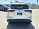 Used 2023 Toyota Highlander XLE image 4