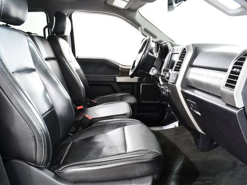 Used 2017 Ford F250 Lariat w/ Chrome Package AWD/4WD image 10