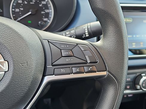 Certified 2025 Nissan Versa SV w/ Trunk Package image 22