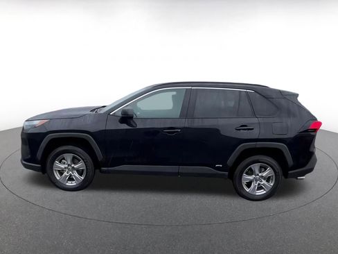 Used 2025 Toyota RAV4 LE image 8